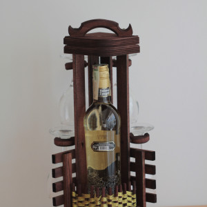Дървена стойка за бутилка с 4 чаши
