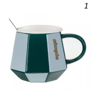 Чаша за чай с капаче и лъжичка