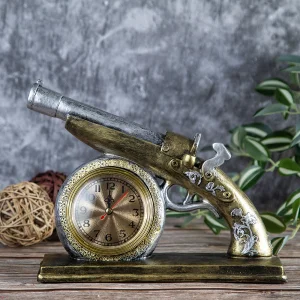 Настолен Часовник Пистолет