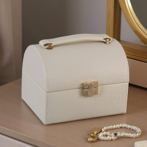 Дизайнерска кутия