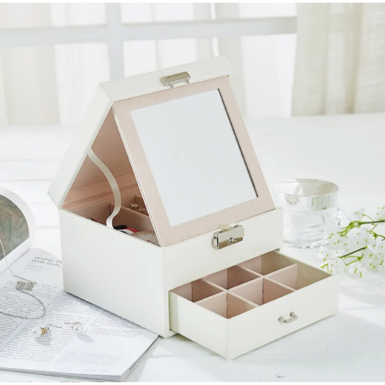 Кутия за бижута Amore White на супер цена от Neostyle.bg