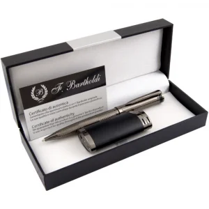 Комплект запалка и химикалка