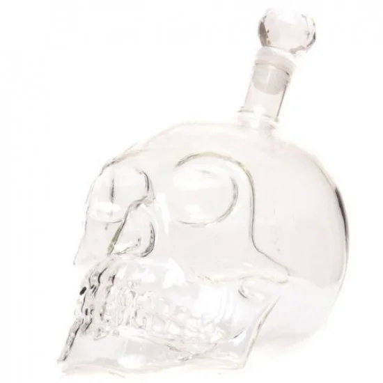 Бутилка за уиски Череп на супер цена от Neostyle.bg