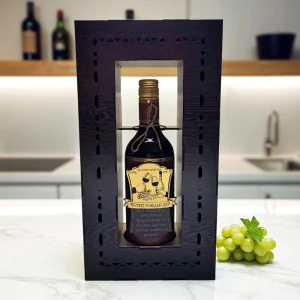 Бутилка вино с пожелание за рожден ден в луксозна дървена кутия