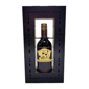 Бутилка вино с пожелание за рожден ден в луксозна дървена кутия