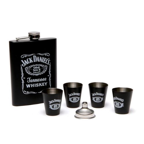 Подаръчен комплект за мъж - Jack Daniels Подаръчен комплект за мъж - Jack Daniels