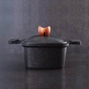 Лята тенджера с мраморно покритие - дълбока