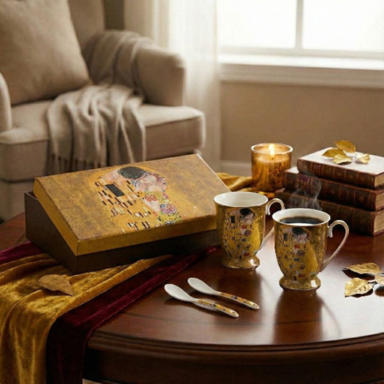 Порцеланов комплект чаши за кафе и чай с репродукция на Климт