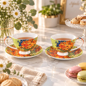 Порцеланови чаши за чай с чинийки декор макове