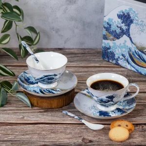 Комплект чаши за кафе "Голямата вълна"