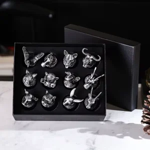 Луксозен комплект от 12 шот чаши "Китайски зодиак" със сребърни основи