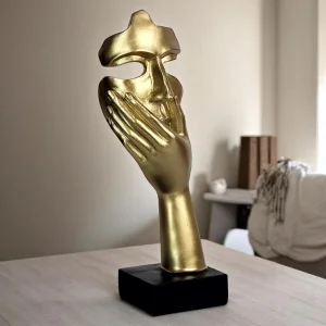 Абстрактна Скулптура Златно Лице в Ръка - Арт Декор
