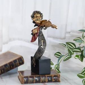Декоративна статуетка цигулар