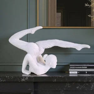 Декоративна статуетка "Гимнастичка"