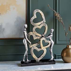 Декоративна статуетка влюбени със сърца Любовна магия