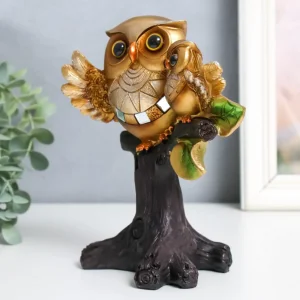 Декоративна фигурка -две сови върху клон