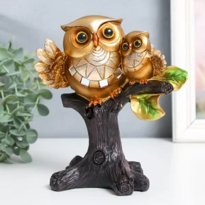 Декоративна фигурка -две сови върху клон