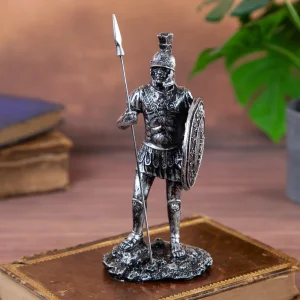 Статуетка рицар с копие и щит