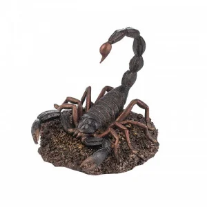 Стилна статуетка скорпион