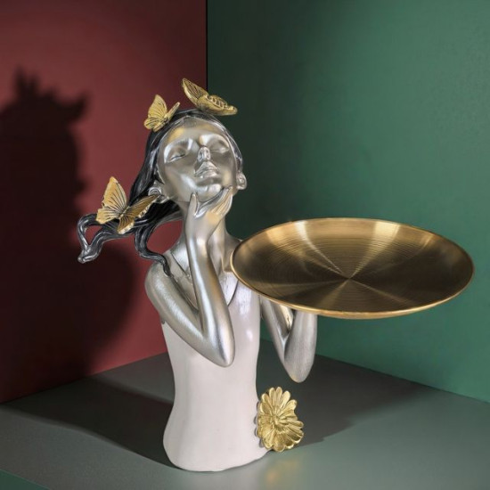 Статуетка момиче със златен поднос за ключове в антрето