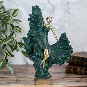 Елегантна статуетка танцьорка със зелена рокля 36см