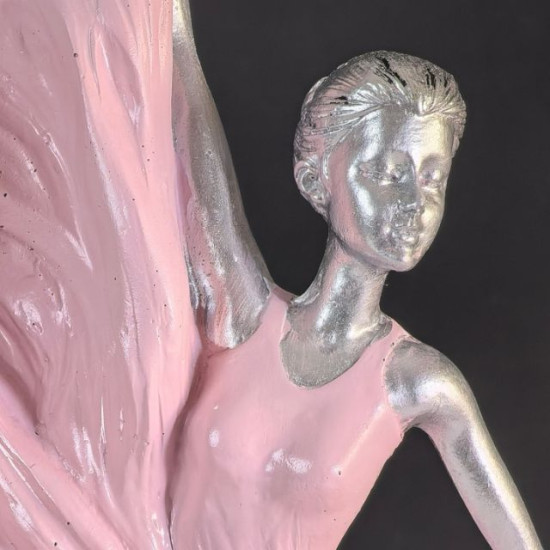 Елегантна статуетка танцьорка с обемна розова рокля