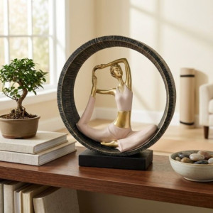 Декоративна статуетка жена в йога поза