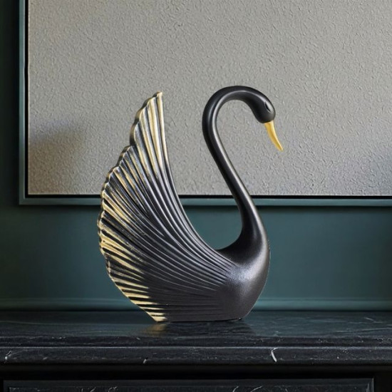 Декоративна статуетка черен лебед със златен клюн