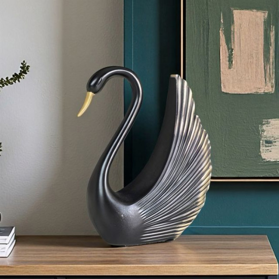 Декоративна статуетка черен лебед със златен клюн