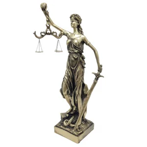 Статуетка Темида