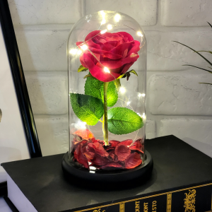 Вечнa розa в стъкленица