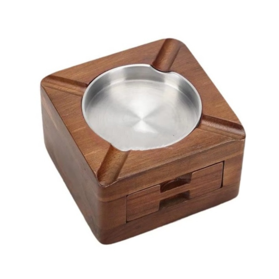 квадратен дървен пепелник за пури с четири гнезда и метална купа