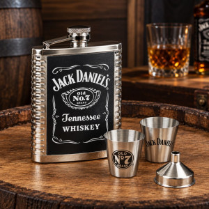 Подаръчен комплект манерка с чаши Jack Daniel's