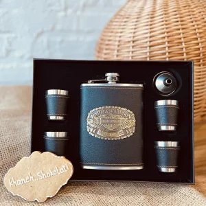 Изискан комплект за алкохол с джобно шише и чаши Harley Davidson