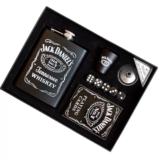 Стилен комплект за мъж Jack Daniels от Neostyle.bg Стилен комплект за мъж Jack Daniels на супер цена от Neostyle.bg