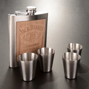Сет за алкохол с джобно шише и чаши Jack Daniels